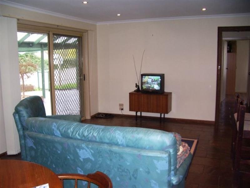 10 LA SALLE COURT, Happy Valley SA 5159