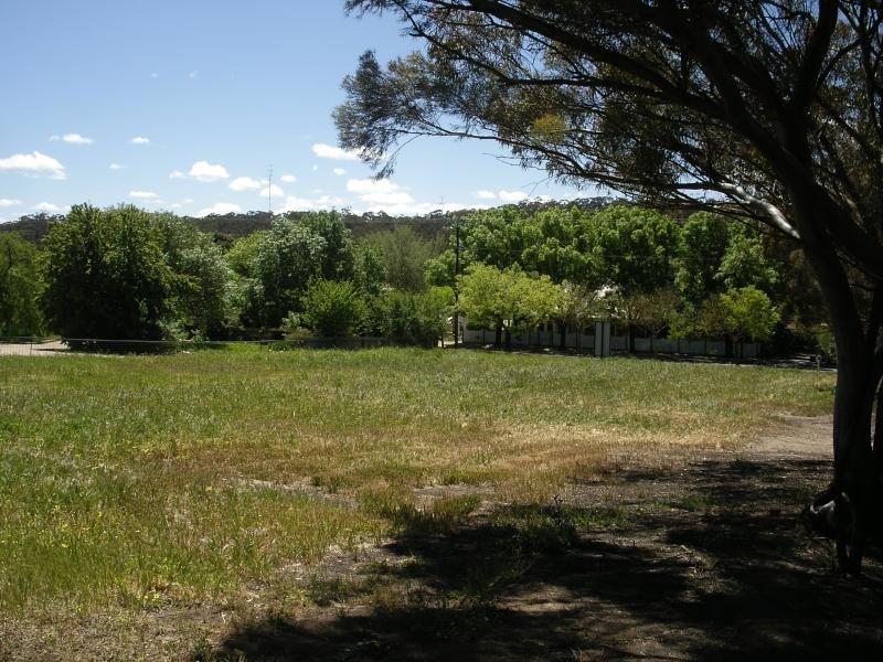 122 Main North Road, Clare SA 5453