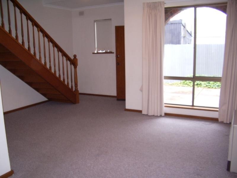 2/19 Leicester Street, Parkside SA 5063