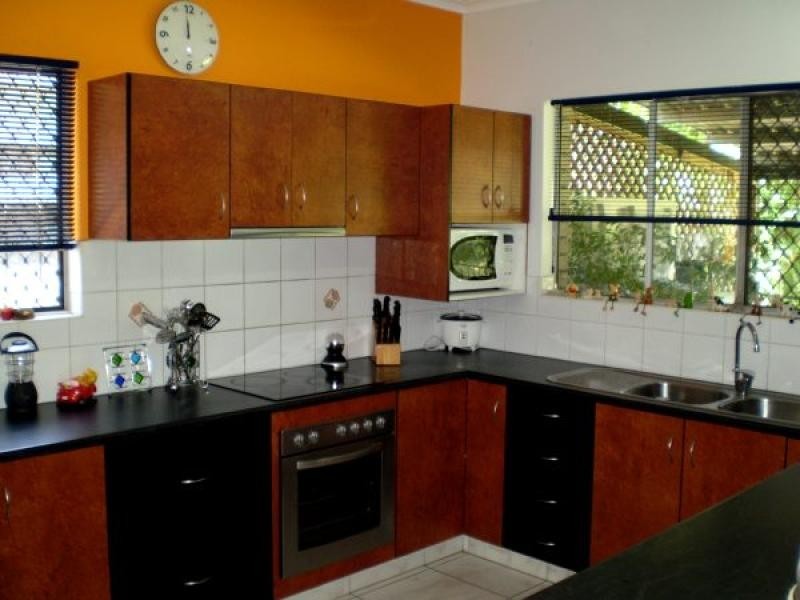 10 HUMBERT STREET, Leanyer NT 0812