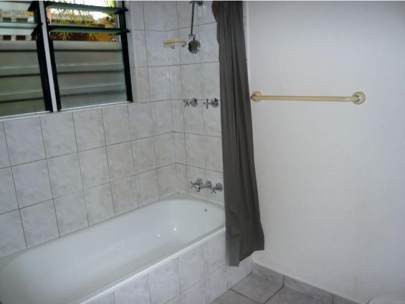 2/5 Sovereign Circuit, Coconut Grove NT 0810