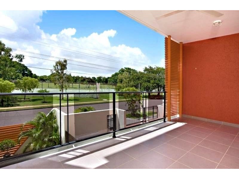 Unit 2, 87 Aralia Street, Rapid Creek NT 0810