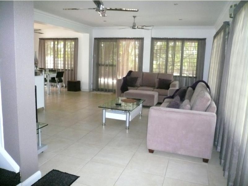 27 Sandalwood Street, Nightcliff NT 0810