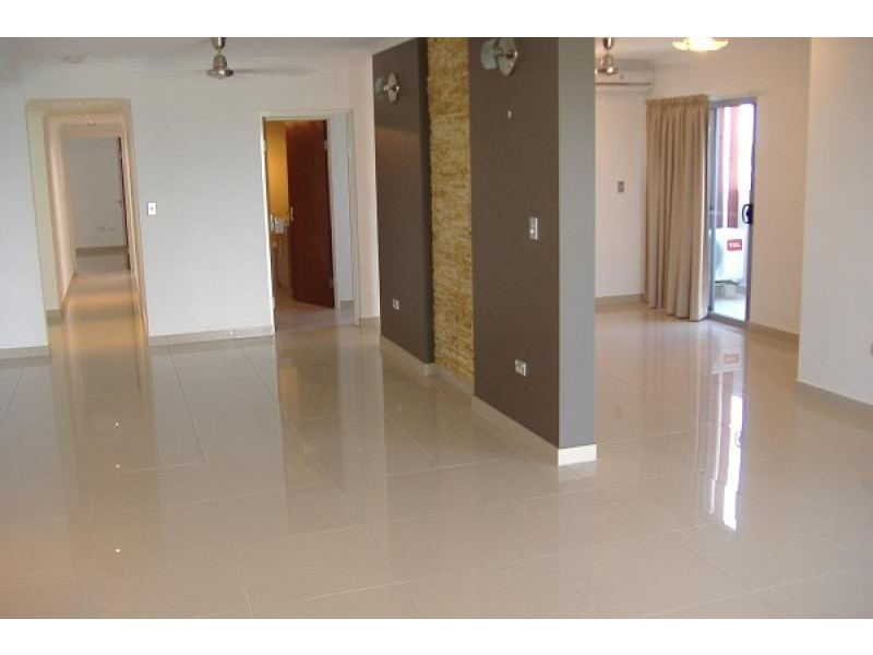 Unit 21, 107 Woods Street, Darwin NT 0800