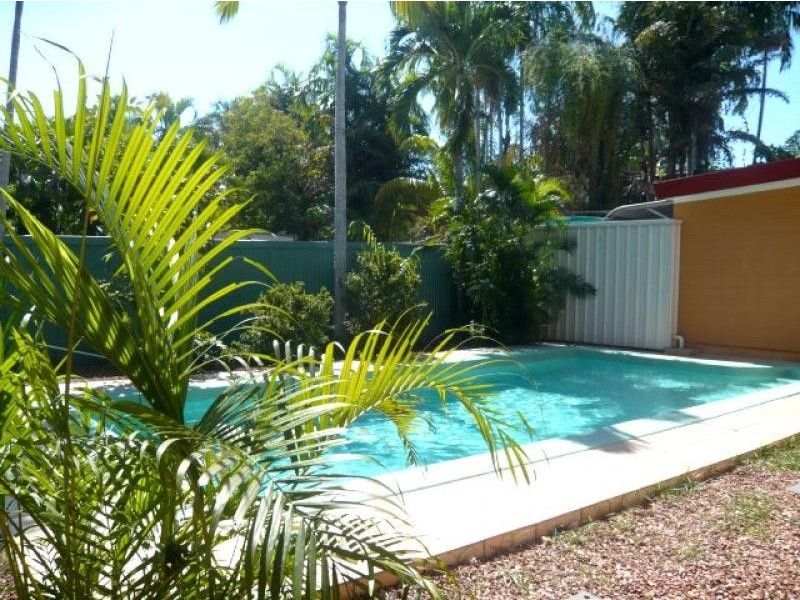10 Alstonia St., Nightcliff NT 0810