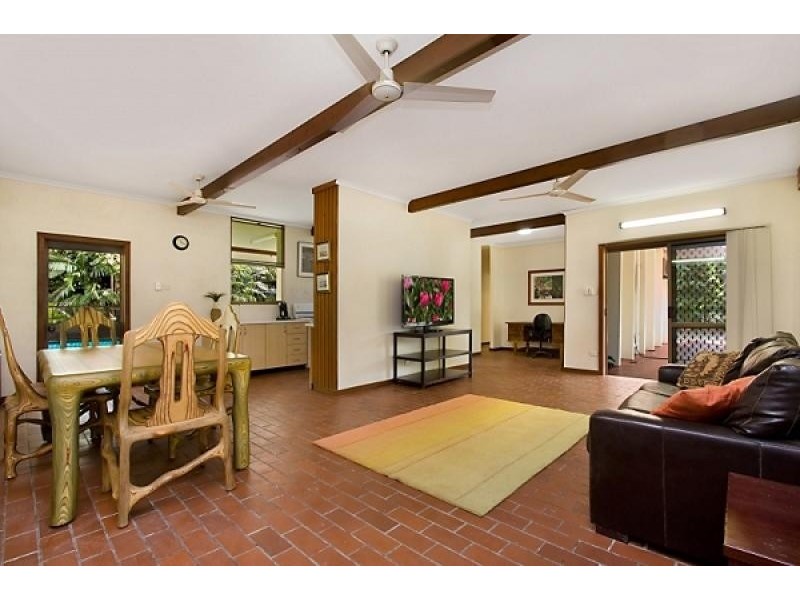 13 Sandalwood, Nightcliff NT 0810