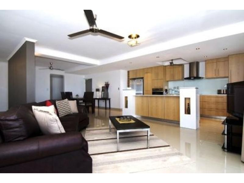 Unit 13/107 Woods Street, Darwin NT 0800