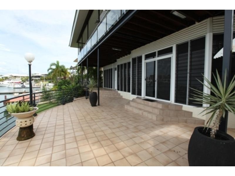 96 Cullen Bay Crescent, Cullen Bay NT 0820