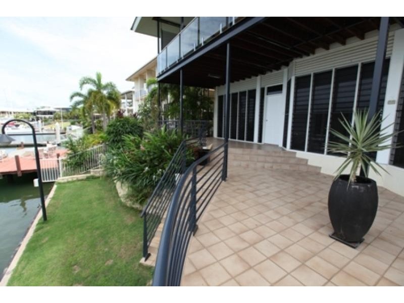 96 Cullen Bay Crescent, Cullen Bay NT 0820