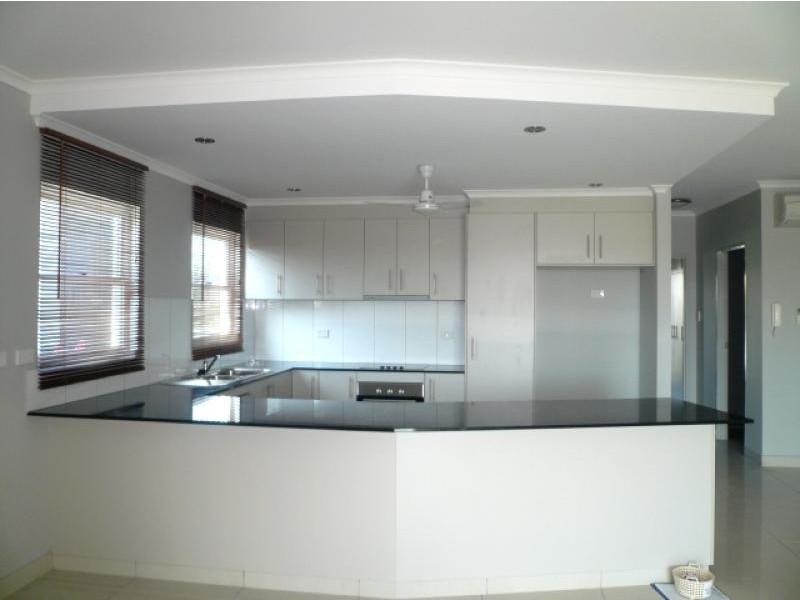 7/115 Woods Street, Darwin NT 0800