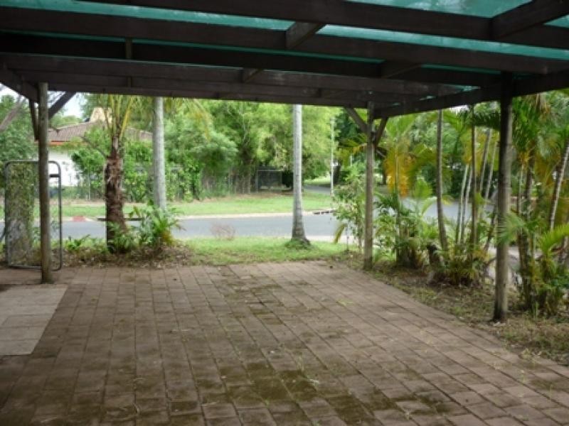 1/12 Abbott Crescent, Malak NT 0812