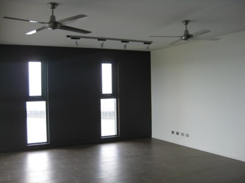 Unit 351/19 Kitchener Drive, Darwin NT 0800