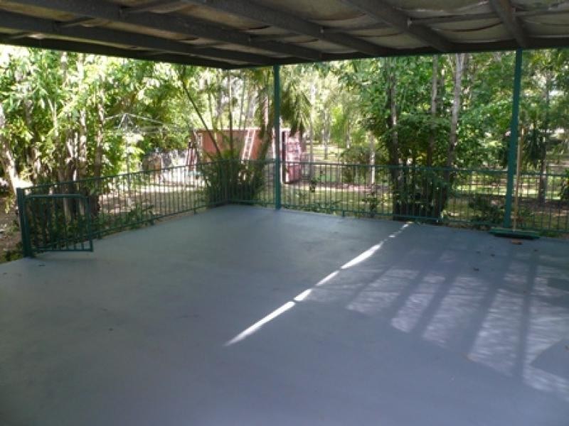 8 Neate Court, Malak NT 0812