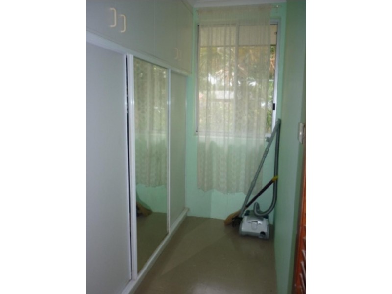 7 Wearing Crescent, Karama NT 0812