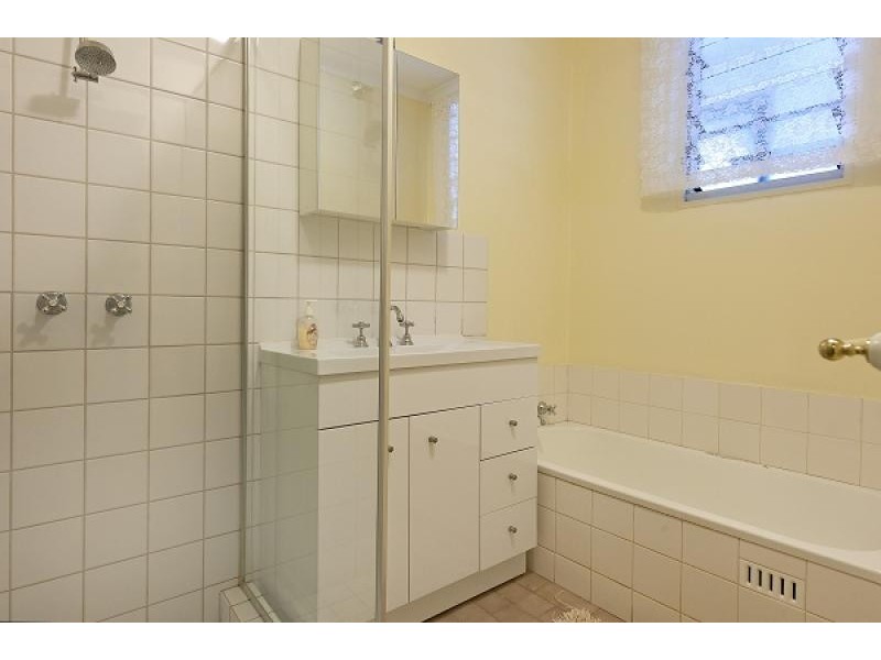 12 Peron Court, Karama NT 0812