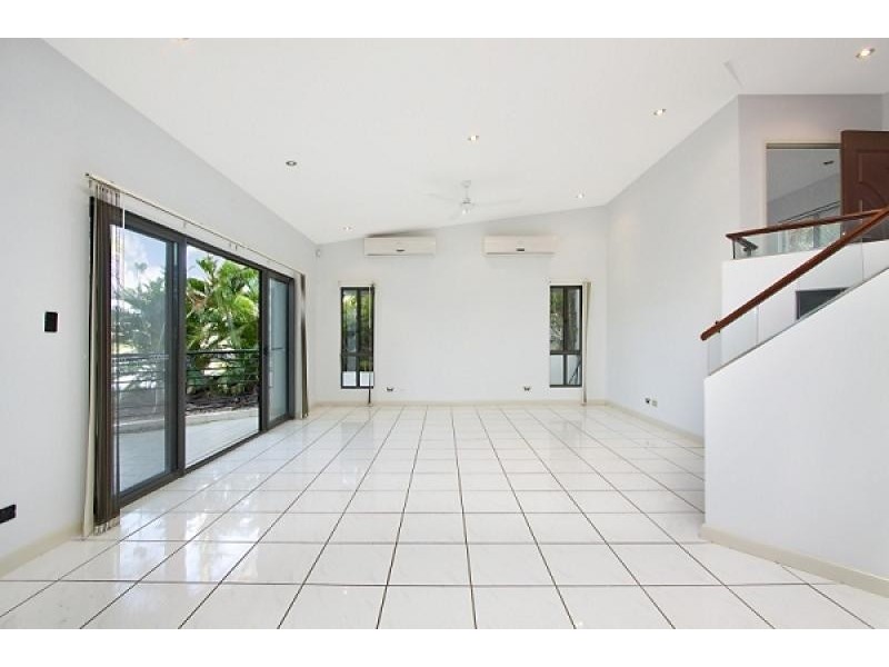 Unit 2, 2 Bradhurst Ct, Bayview NT 0820