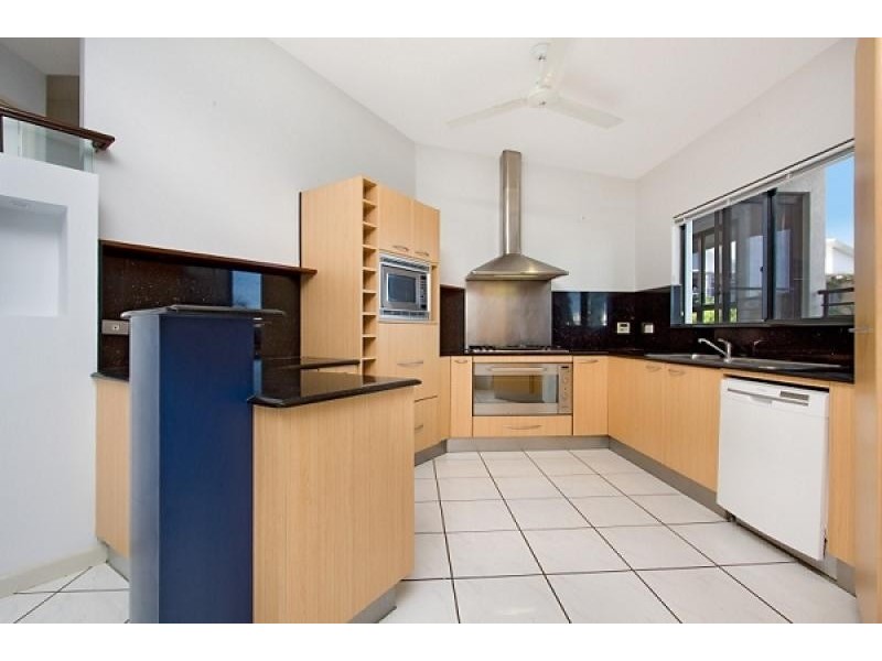 Unit 2, 2 Bradhurst Ct, Bayview NT 0820