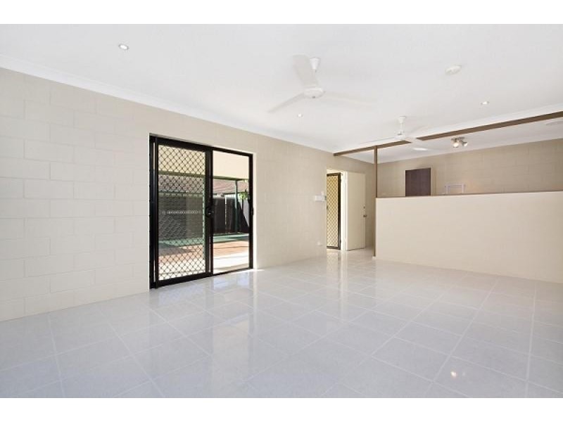 Apartment 13 , 10 Boucaut Cresent, Malak NT 0812