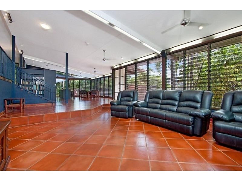 11 Bambra Crescent, Larrakeyah NT 0820