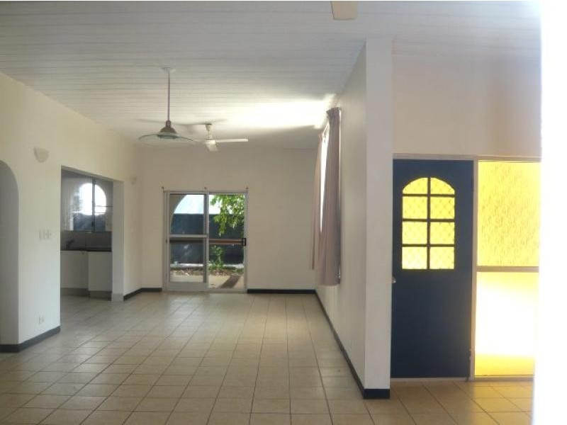 Unit 1/176 Casuarina Drive, Nightcliff NT 0810