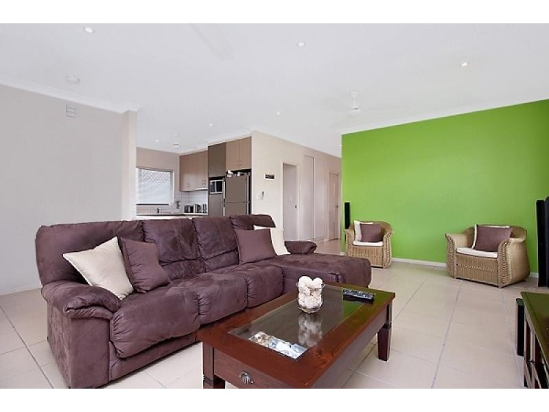 6 William Street, Farrar NT 0830