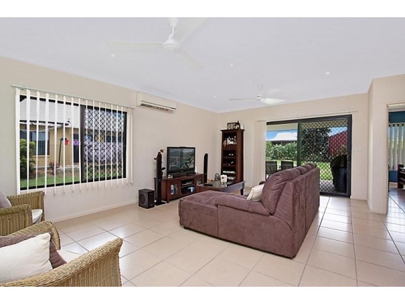 6 William Street, Farrar NT 0830