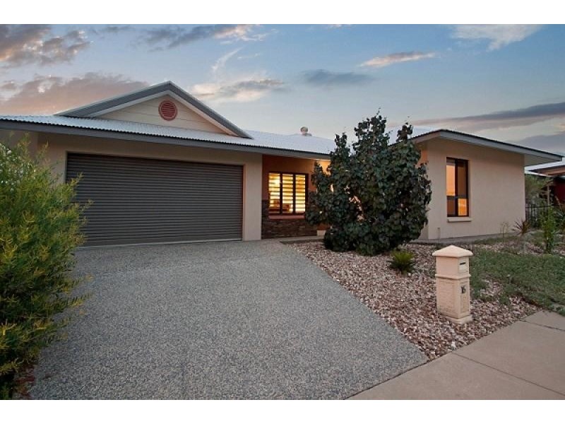 16 Dunyila Street, Lyons NT 0810