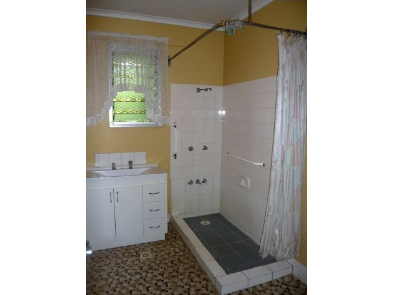 1 Bee Court, Malak NT 0812