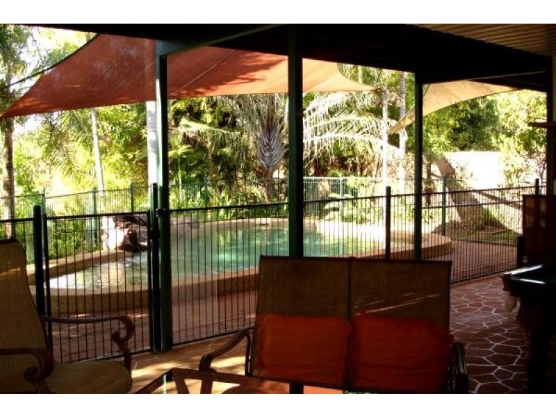2 CAIRN COURT, Woodroffe NT 0830
