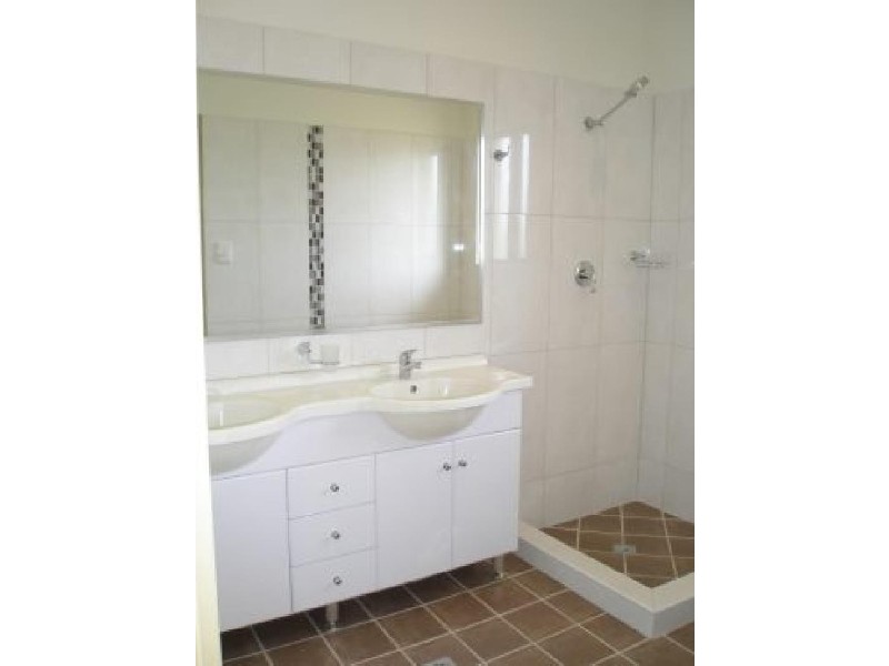 10 ROONEY STREET, Rosebery NT 0832