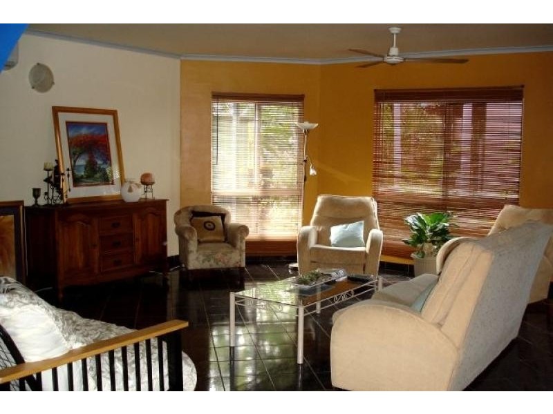 8 CAMPDEN COURT, Gray NT 0830