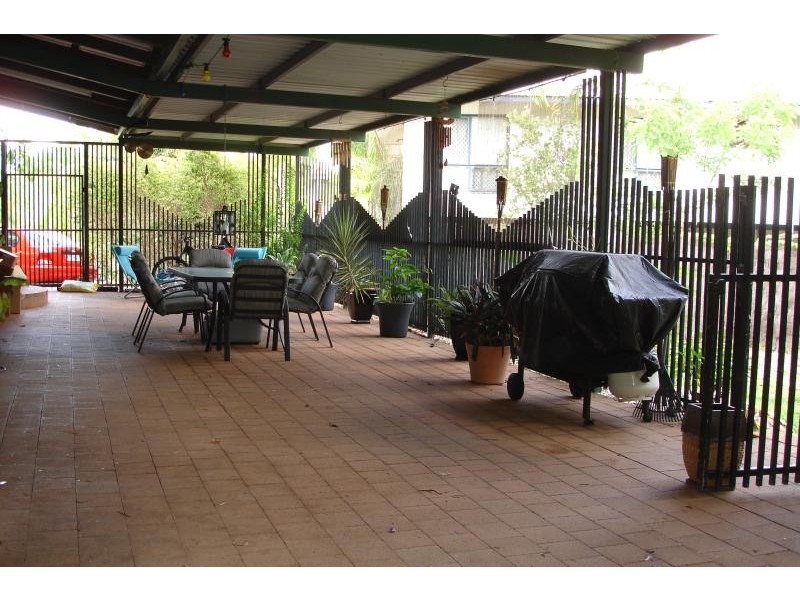 8 CAMPDEN COURT, Gray NT 0830