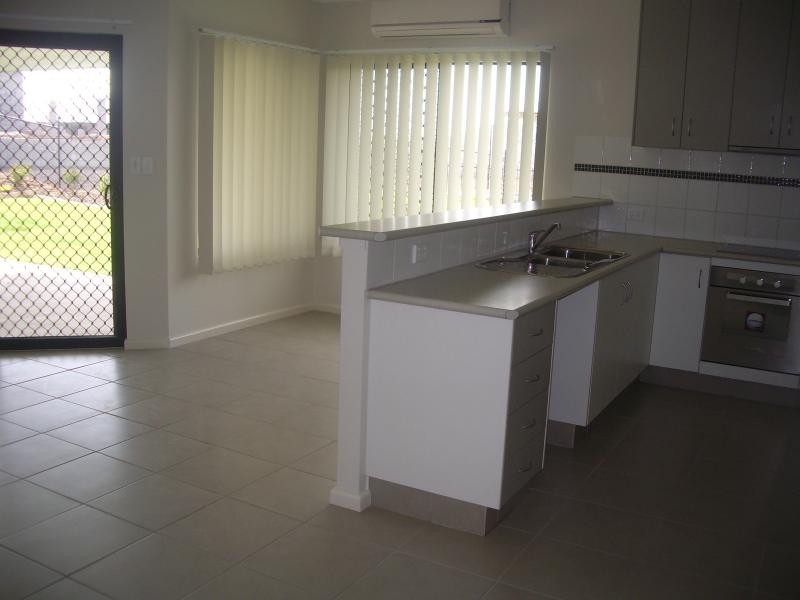 8 BOWREY CRESCENT, Farrar NT 0830