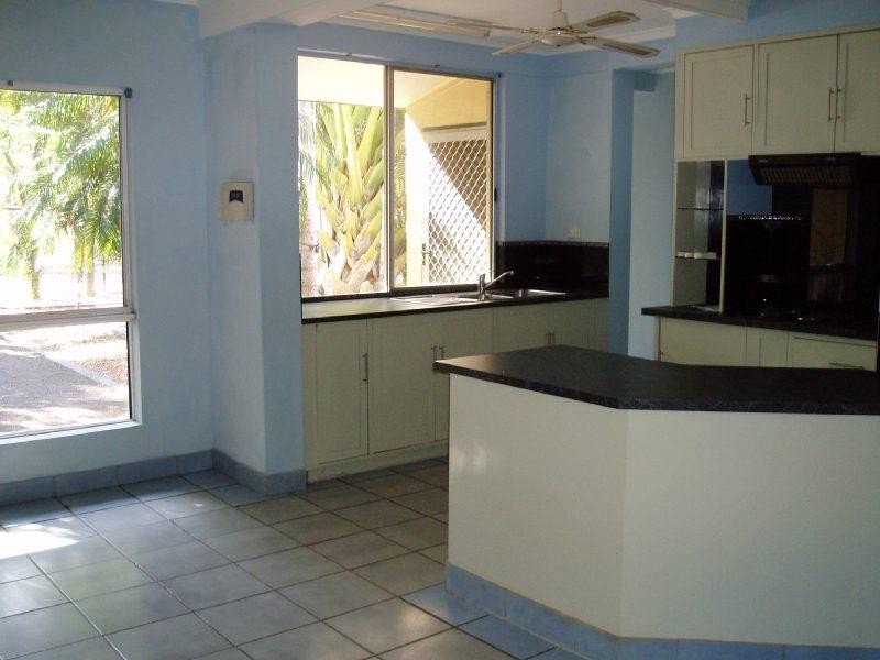 71 MELASTOMA DRIVE, Moulden NT 0830