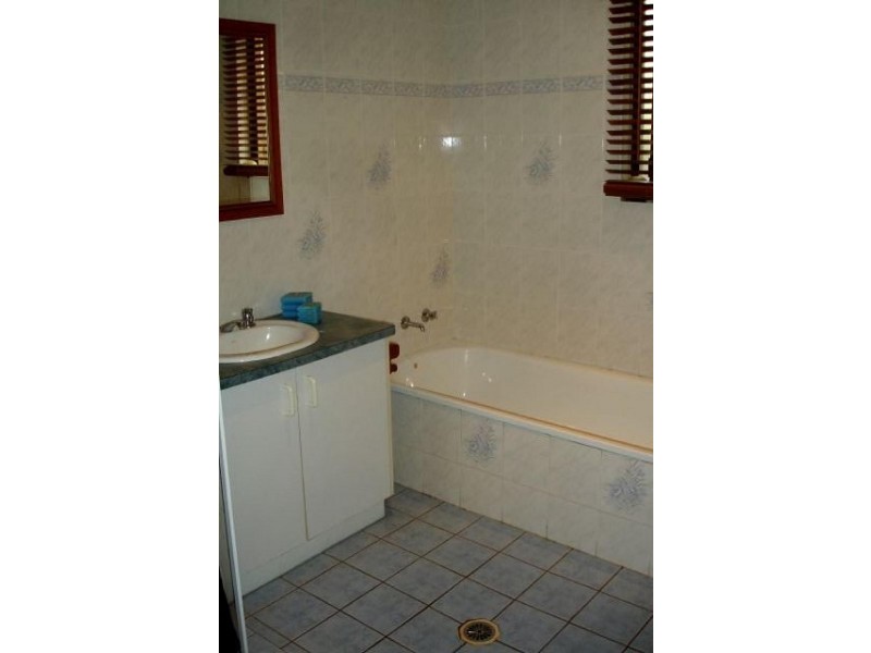 72 Dwyer Circuit, Driver NT 0830