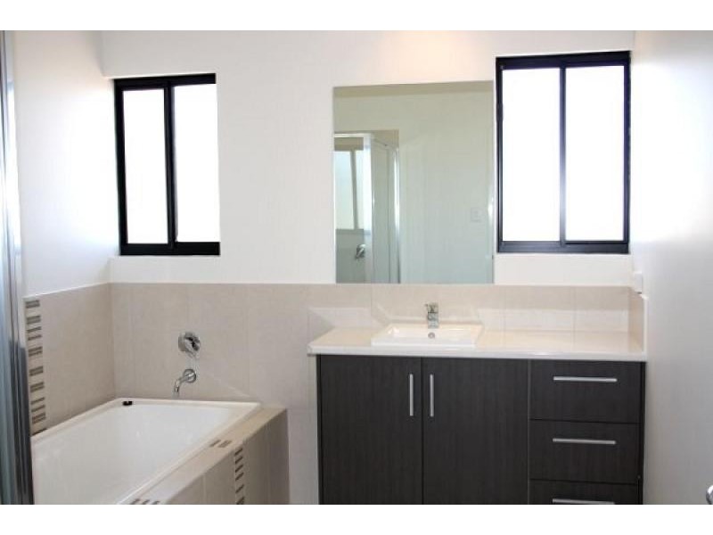 Lot 9877, 40 Wood Crescent, Rosebery NT 0832