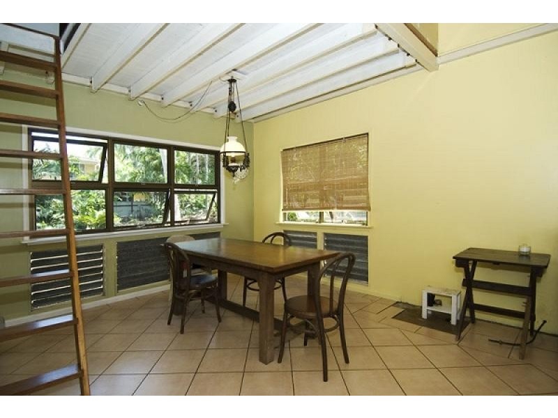 5 Edinburgh Crescent, Brinkin NT 0810