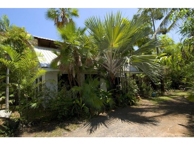 5 Edinburgh Crescent, Brinkin NT 0810