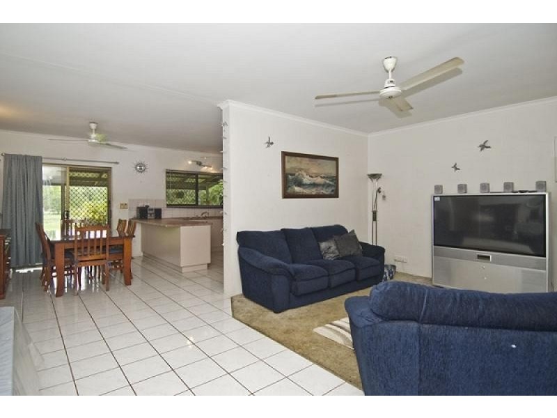 32 Kookaburra Drive, Howard Springs NT 0835