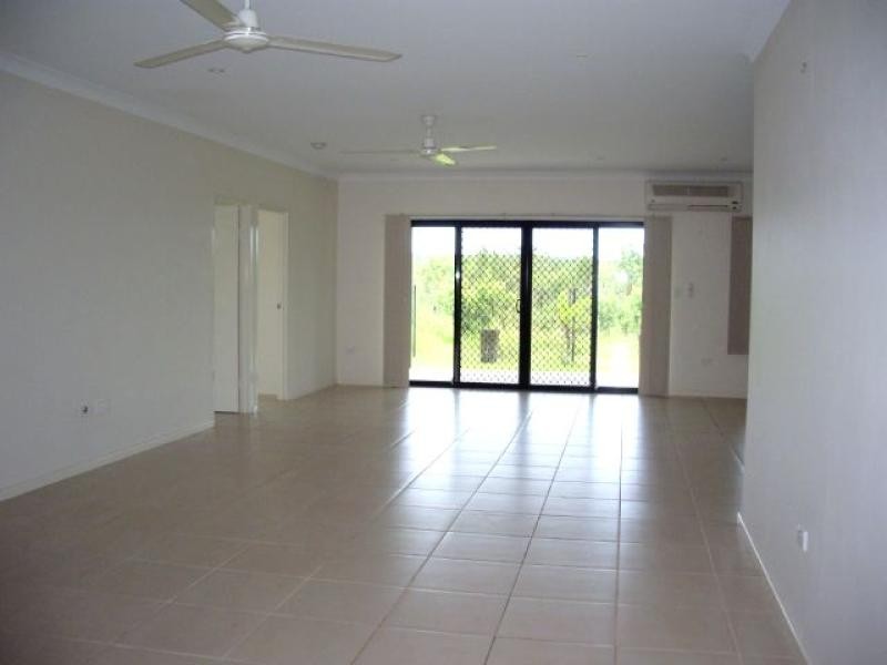 11 Riveren Court, Farrar NT 0830