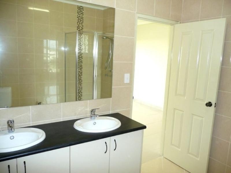 17 Bauldry Avenue, Farrar NT 0830