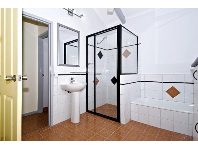 30 Yirra Crescent, Rosebery NT 0832