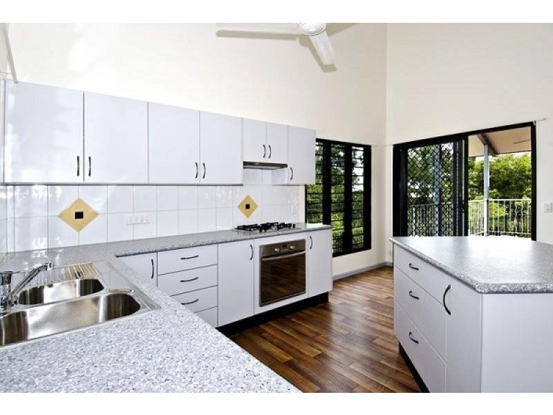30 Yirra Crescent, Rosebery NT 0832