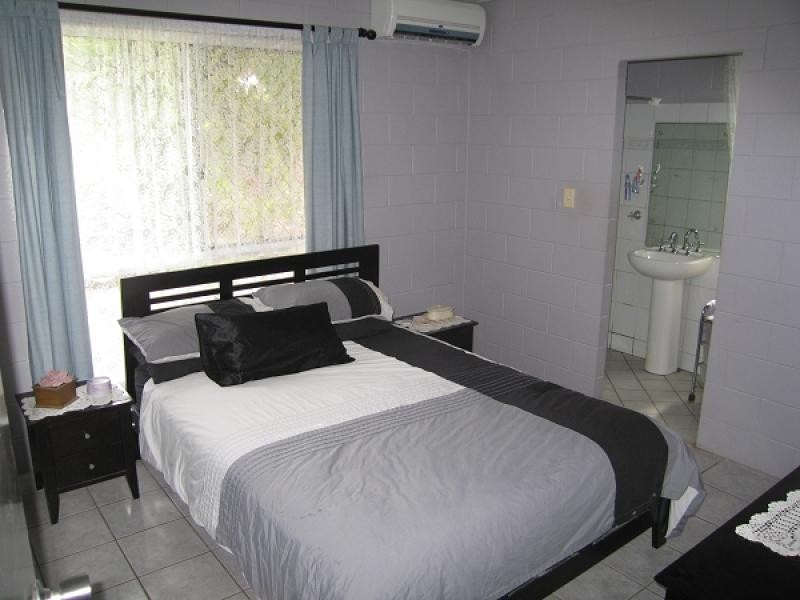 4 Buckland Court, Moulden NT 0830