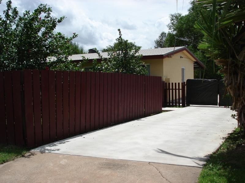 8 Shearwater Drive, Bakewell NT 0832