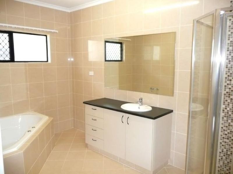 17 Bauldry Avenue, Farrar NT 0830