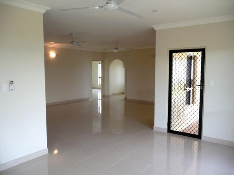 17 Bauldry Avenue, Farrar NT 0830