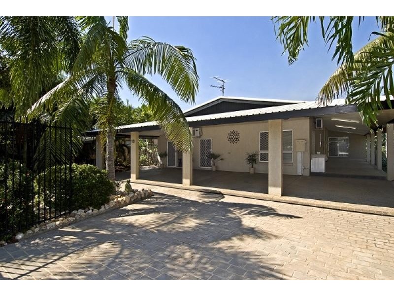 18 Callie Court, Rosebery NT 0832