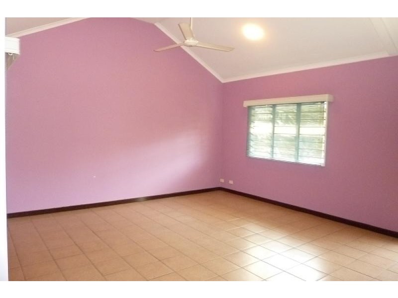 5 Hang Gong Avenue, Driver NT 0830