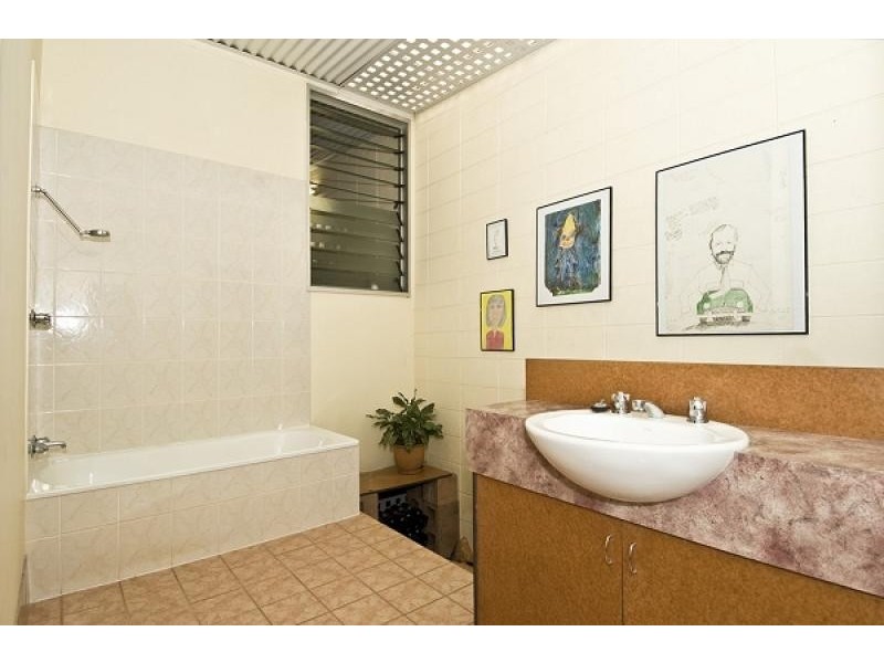 Unit 2, 13 Raffles Road, Gray NT 0830